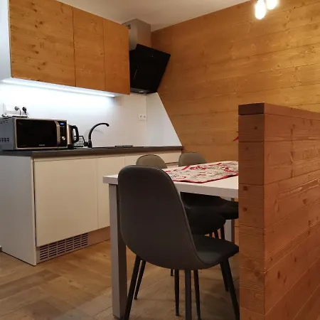 Pod Slavkacom - Vysoke Tatry Lägenhet