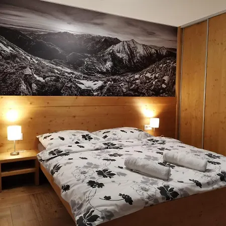 Pod Slavkacom - Vysoke Tatry * Veľký Slavkov
