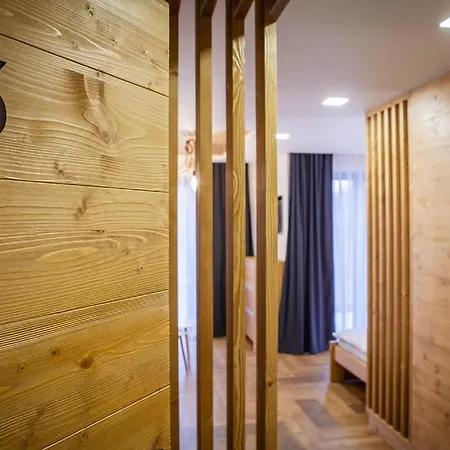 Pod Slavkacom - Vysoke Tatry Lägenhet *